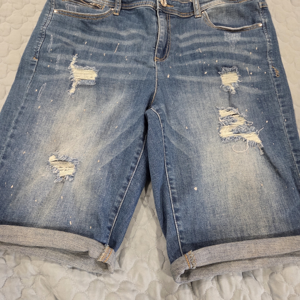 Distressed Denim Shorts Curvy Fit